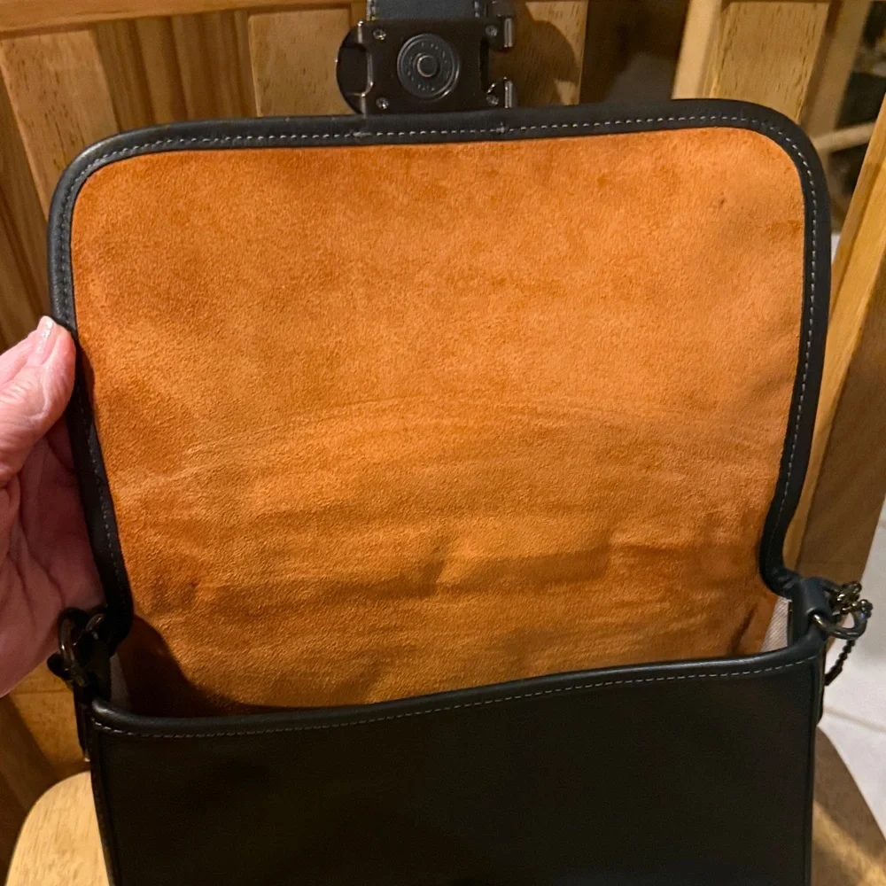 Coach Black Leather Tabby Shoulder Bag with Signature 'C' Hardware - Picture 4 of 10